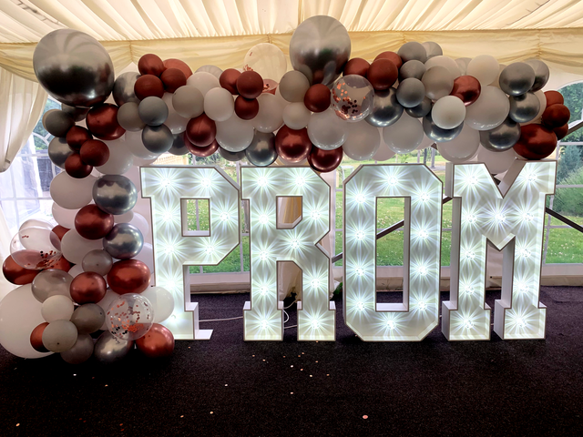 Letter deals balloons prom